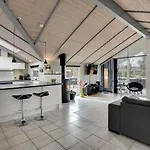 בית נופש Blomstervangen Xi Oksbøl
